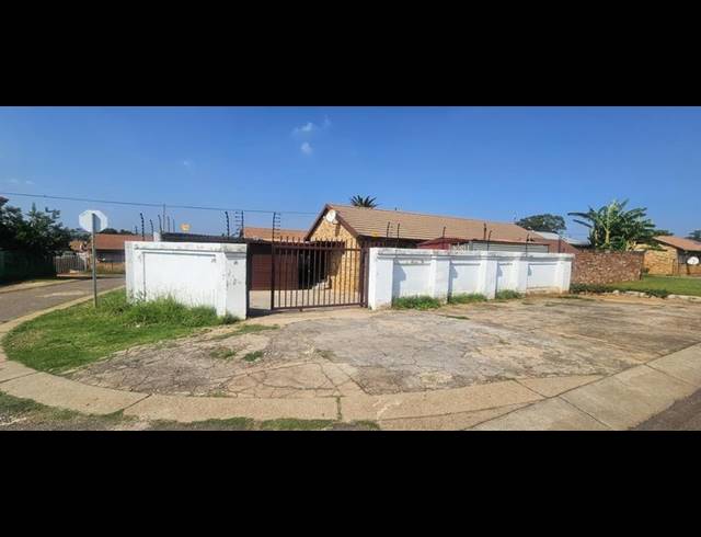 3 BEDROOM HOUSE FOR SALE IN DANVILLE